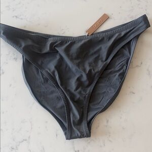 SKIMS NWT Swim Bottoms Bikini Brief Graphite Gray Size 2X